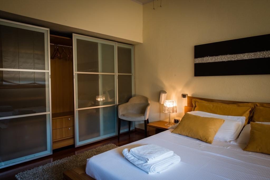 Birkin Apartments カリアリ 部屋 写真