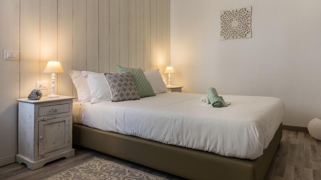 Birkin Apartments カリアリ 部屋 写真